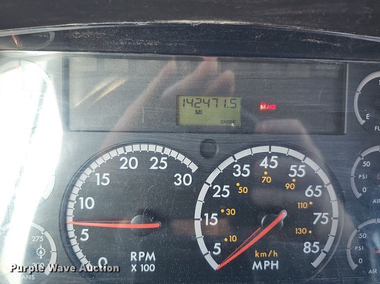 image for item DK0512 2008 Thomas Built Saf-T-Liner C2 school bus