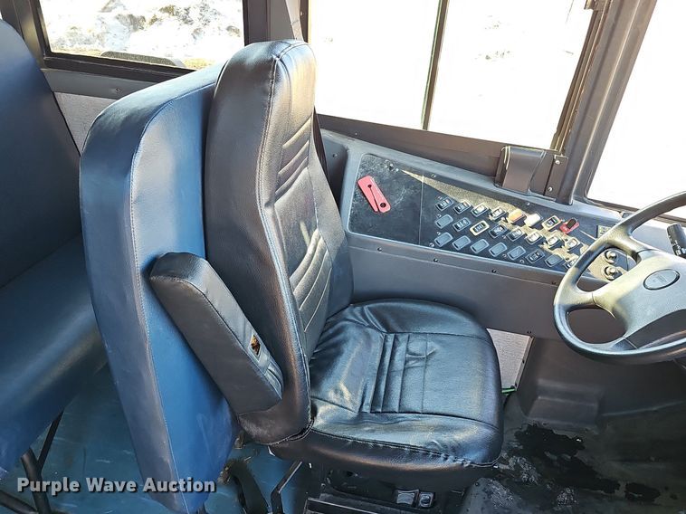 image for item DK0512 2008 Thomas Built Saf-T-Liner C2 school bus