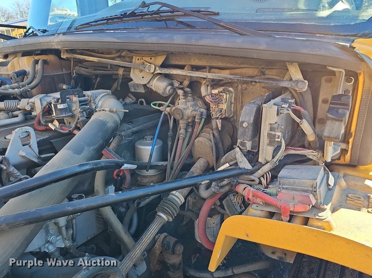 image for item DK0512 2008 Thomas Built Saf-T-Liner C2 school bus