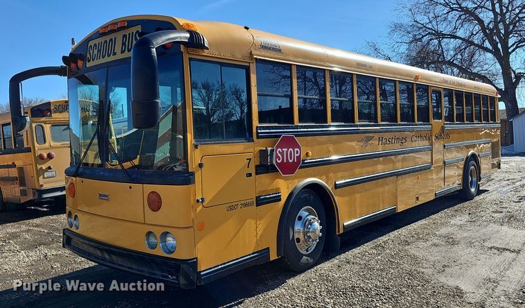 image for item DK0513 2007 Thomas Built Saf-T-Liner HDX school bus