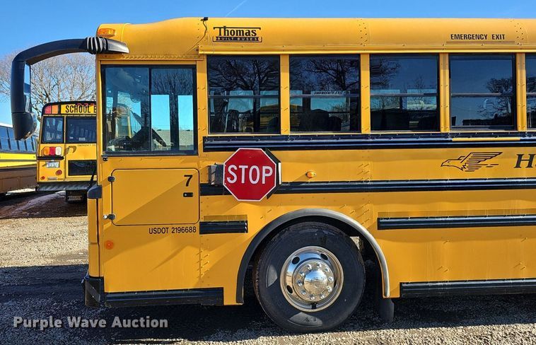 image for item DK0513 2007 Thomas Built Saf-T-Liner HDX school bus