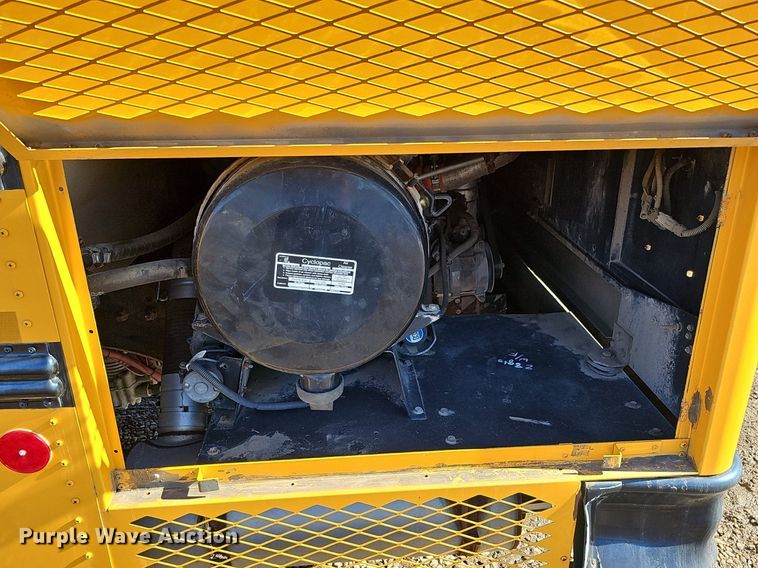 image for item DK0513 2007 Thomas Built Saf-T-Liner HDX school bus