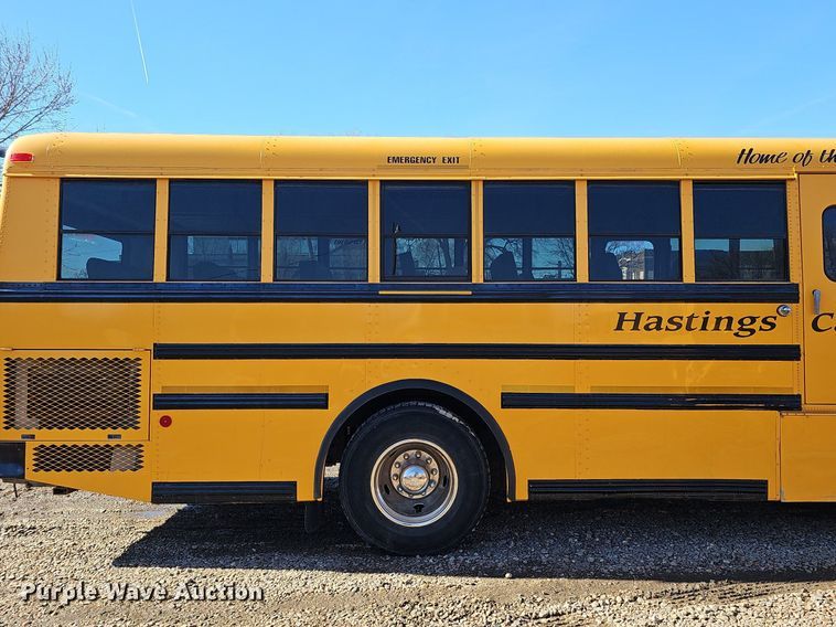 image for item DK0513 2007 Thomas Built Saf-T-Liner HDX school bus