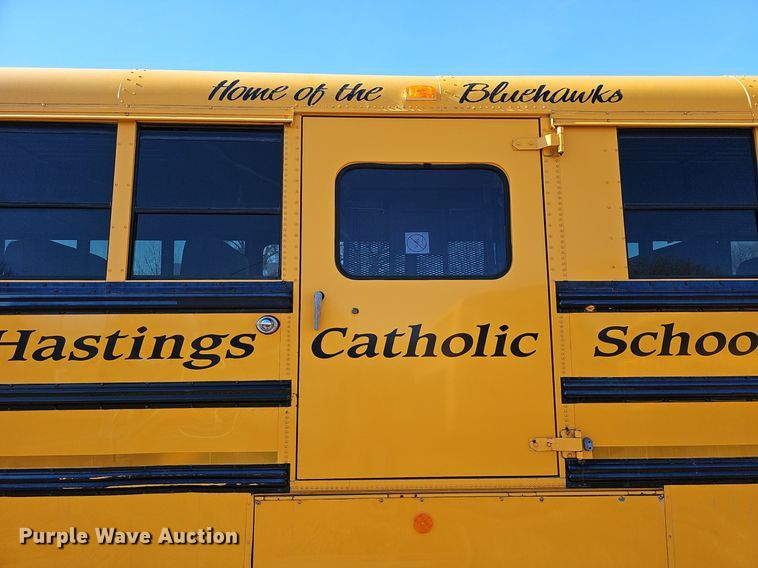 image for item DK0513 2007 Thomas Built Saf-T-Liner HDX school bus