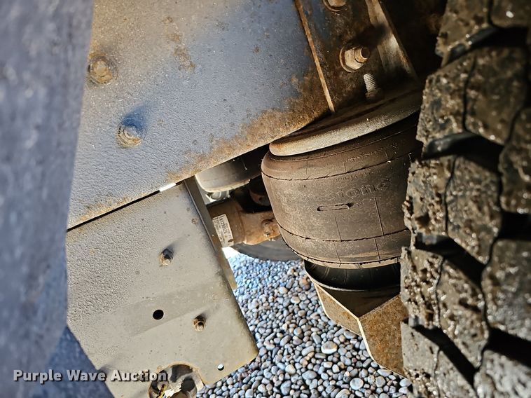 image for item DK0513 2007 Thomas Built Saf-T-Liner HDX school bus