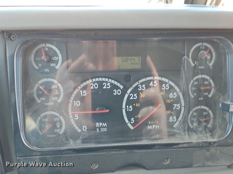 image for item DK0513 2007 Thomas Built Saf-T-Liner HDX school bus