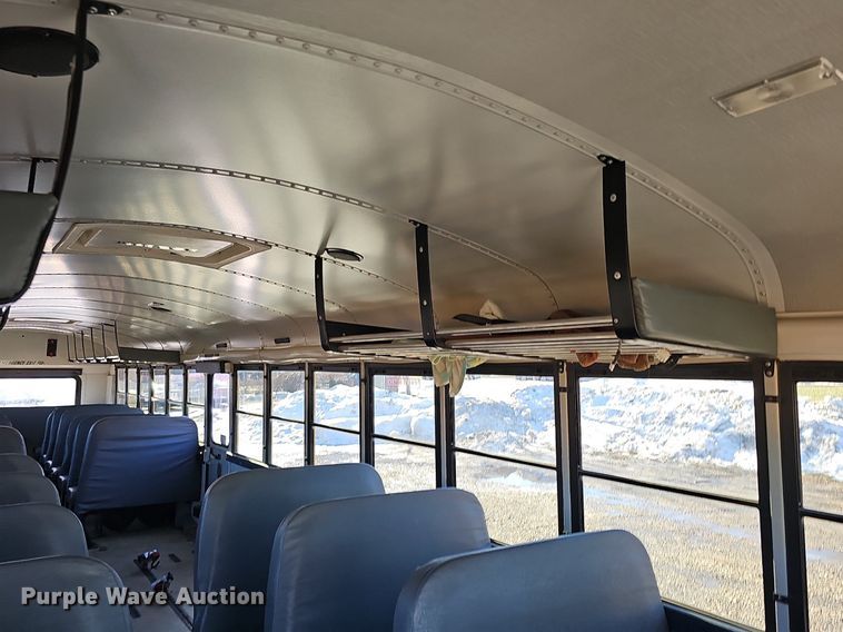 image for item DK0513 2007 Thomas Built Saf-T-Liner HDX school bus