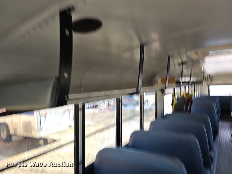 image for item DK0513 2007 Thomas Built Saf-T-Liner HDX school bus