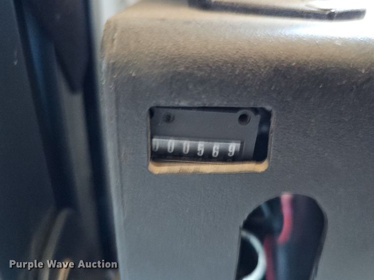 image for item DK0513 2007 Thomas Built Saf-T-Liner HDX school bus