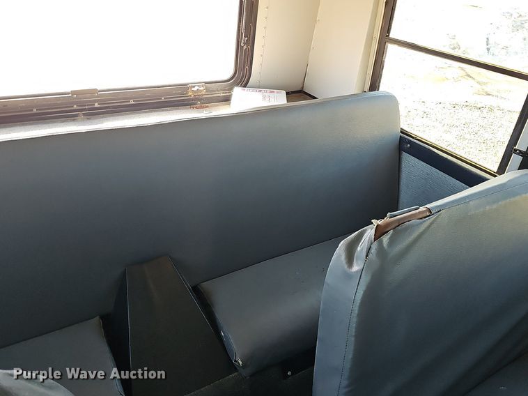 image for item DK0513 2007 Thomas Built Saf-T-Liner HDX school bus