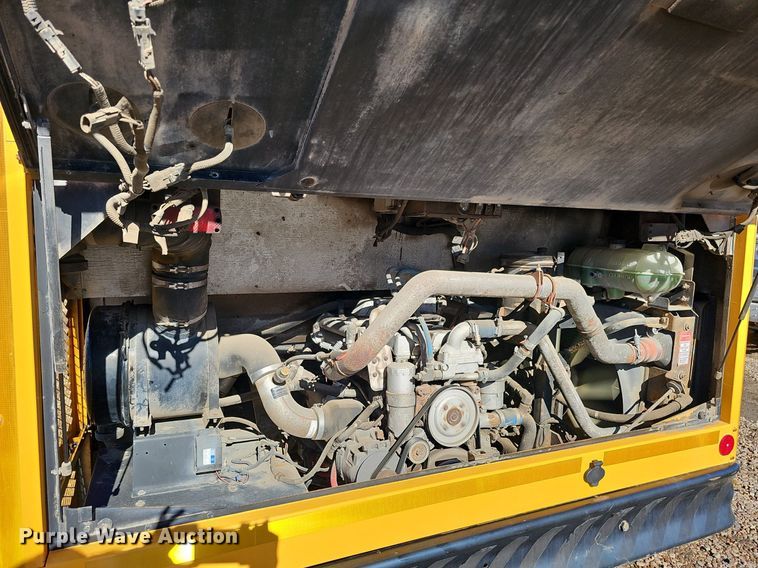 image for item DK0513 2007 Thomas Built Saf-T-Liner HDX school bus