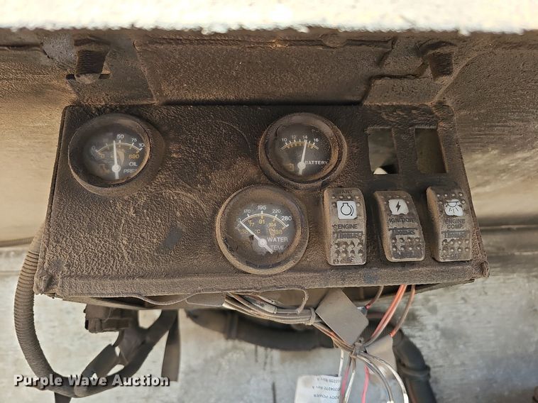 image for item DK0513 2007 Thomas Built Saf-T-Liner HDX school bus