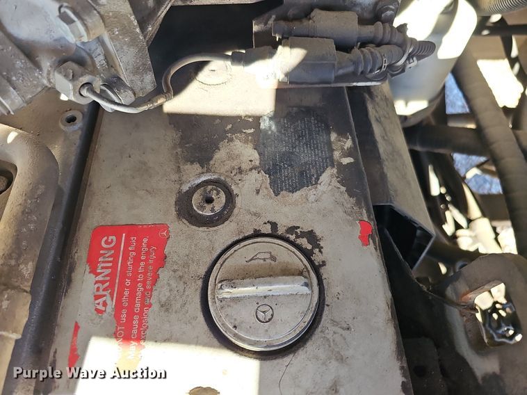 image for item DK0513 2007 Thomas Built Saf-T-Liner HDX school bus