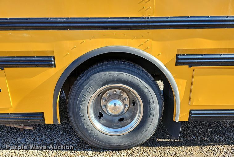 image for item DK0513 2007 Thomas Built Saf-T-Liner HDX school bus