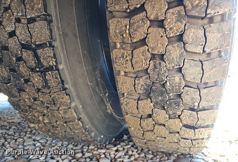 image for item DK0513 2007 Thomas Built Saf-T-Liner HDX school bus