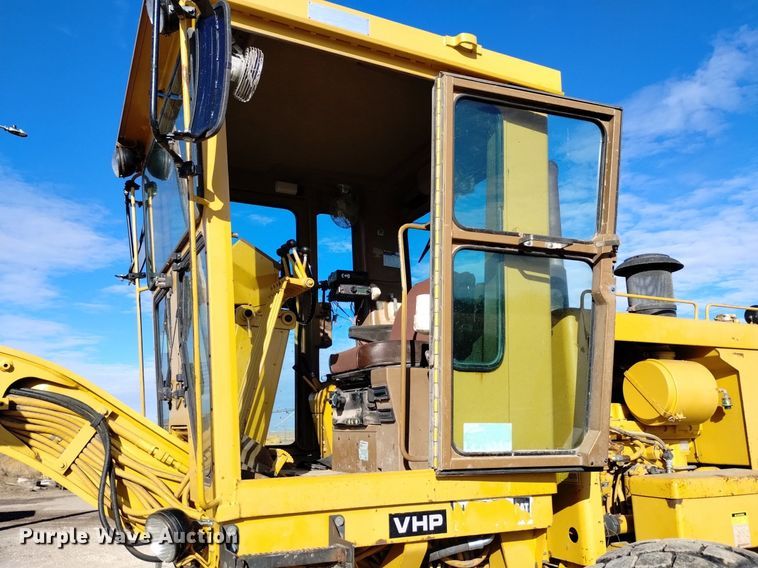 image for item DK8989 1995 Caterpillar  140G VHP motor grader