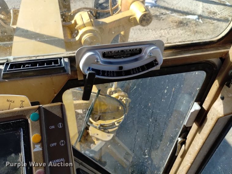 image for item DK8989 1995 Caterpillar  140G VHP motor grader