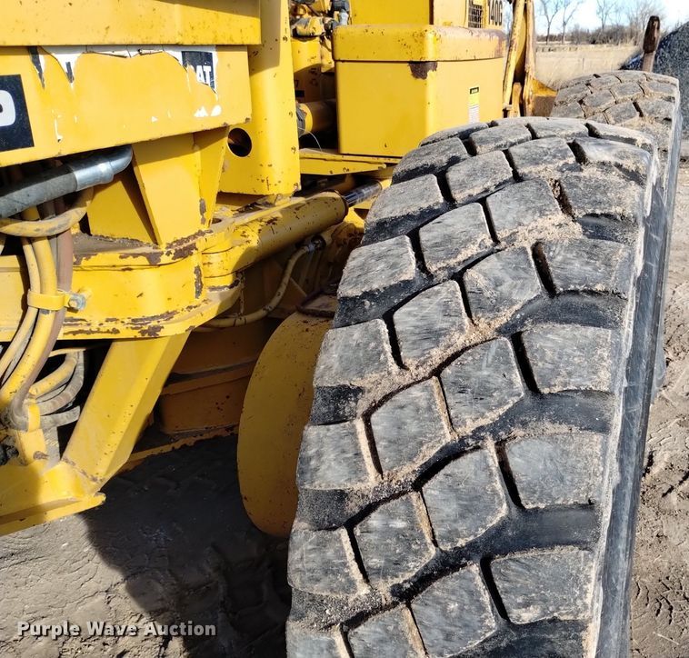 image for item DK8989 1995 Caterpillar  140G VHP motor grader