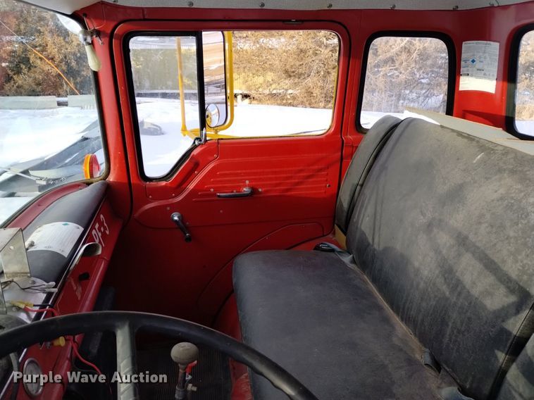 image for item DK8990 1971 Ford 900 pumper fire truck