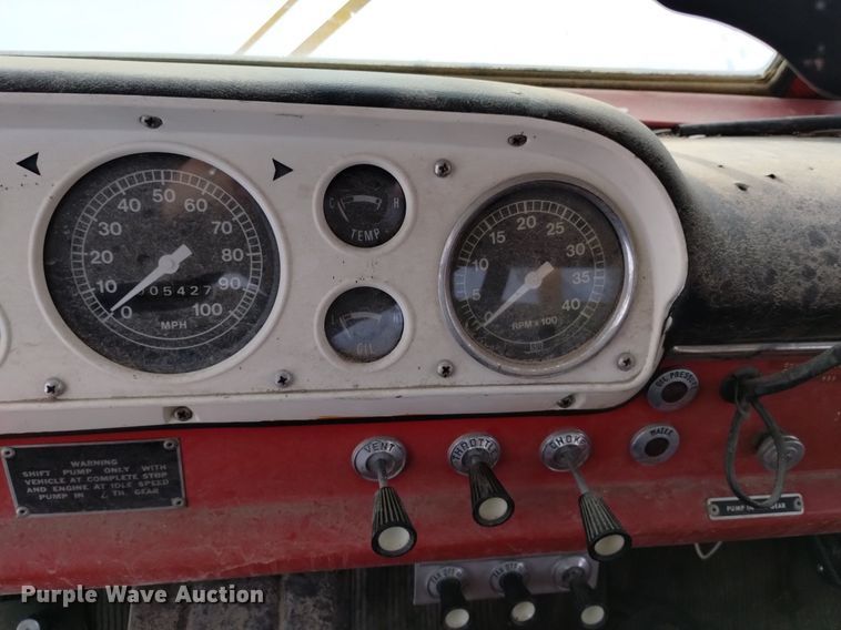 image for item DK8990 1971 Ford 900 pumper fire truck