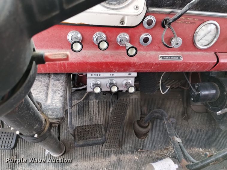 image for item DK8990 1971 Ford 900 pumper fire truck