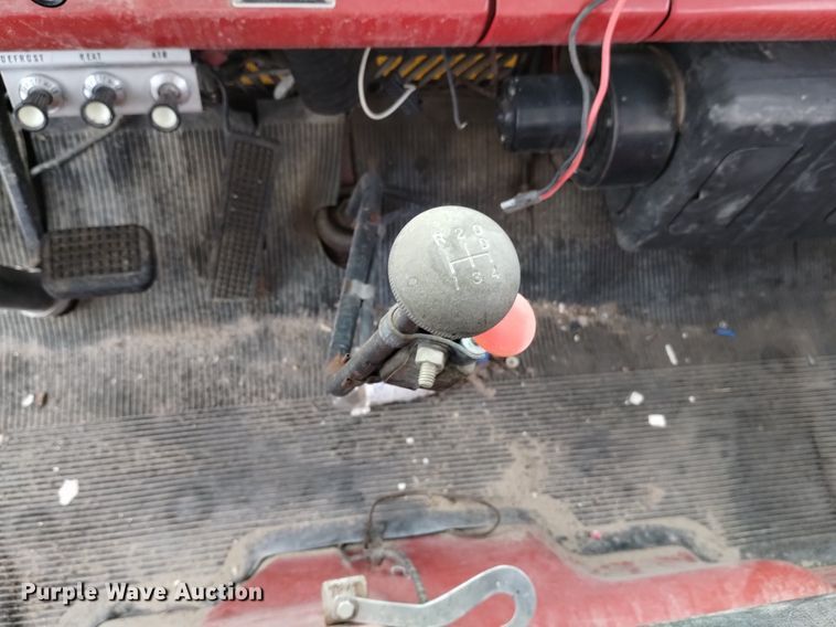 image for item DK8990 1971 Ford 900 pumper fire truck