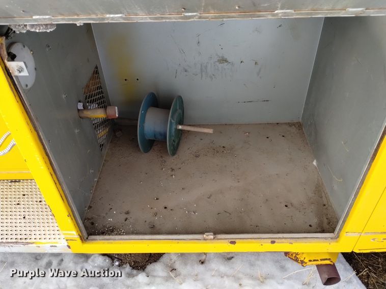 image for item DK8990 1971 Ford 900 pumper fire truck