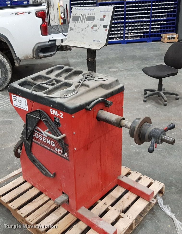 image for item DP2562 2017 Coseng SP788 wheel balancer