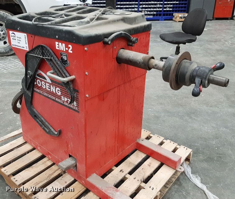 image for item DP2562 2017 Coseng SP788 wheel balancer