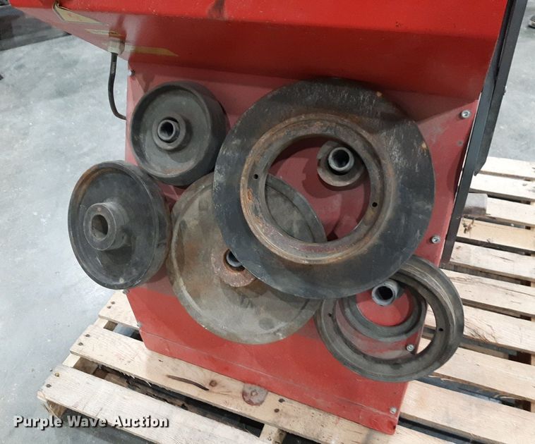image for item DP2562 2017 Coseng SP788 wheel balancer