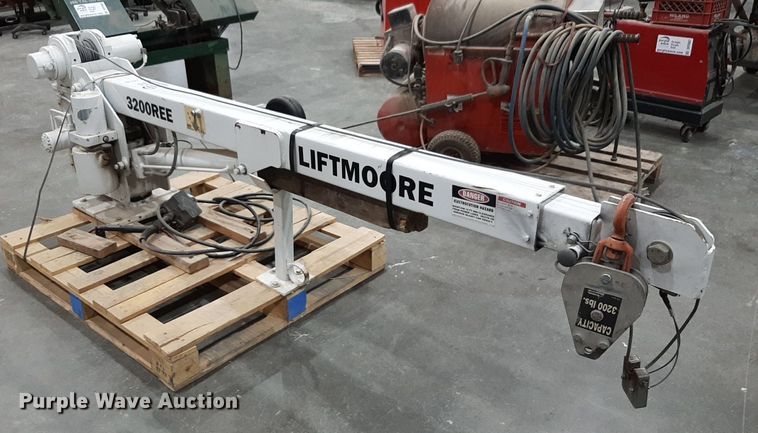 image for item DP2564 Liftmoore 3200 crane