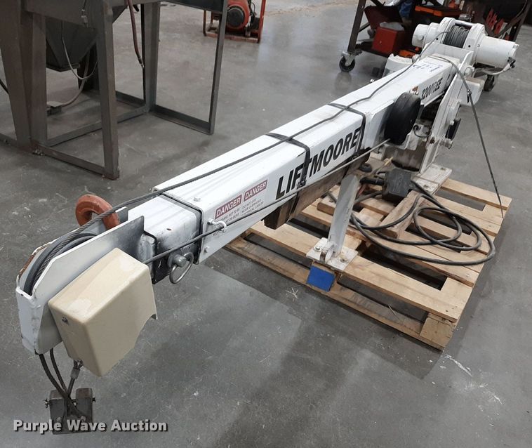 image for item DP2564 Liftmoore 3200 crane