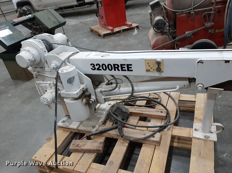 image for item DP2564 Liftmoore 3200 crane