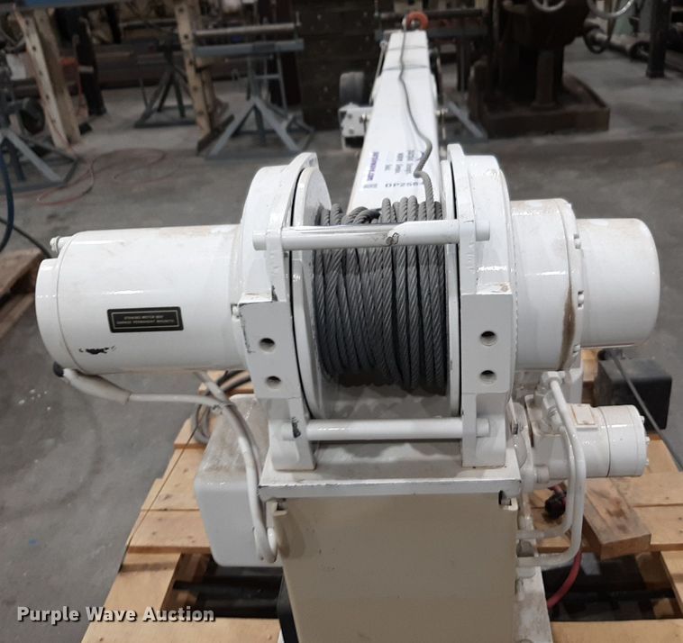 image for item DP2564 Liftmoore 3200 crane