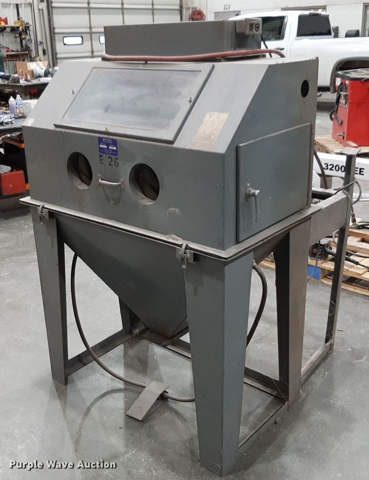 image for item DP2565 Mac Blast 4 media blast cabinet 