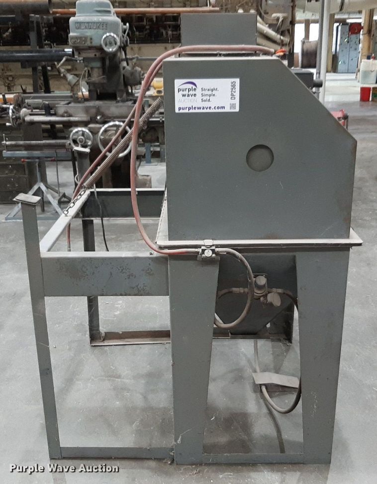 image for item DP2565 Mac Blast 4 media blast cabinet 