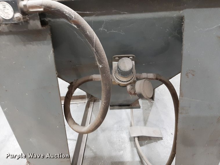 image for item DP2565 Mac Blast 4 media blast cabinet 