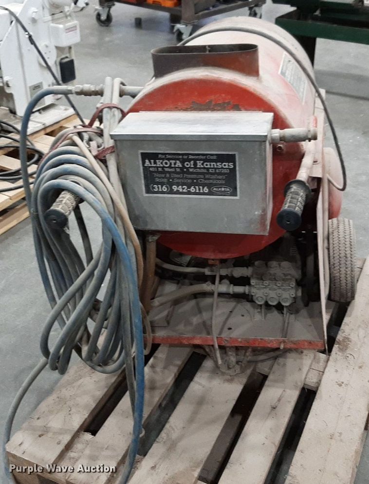 image for item DP2566 Stinger ST I Plus pressure washer