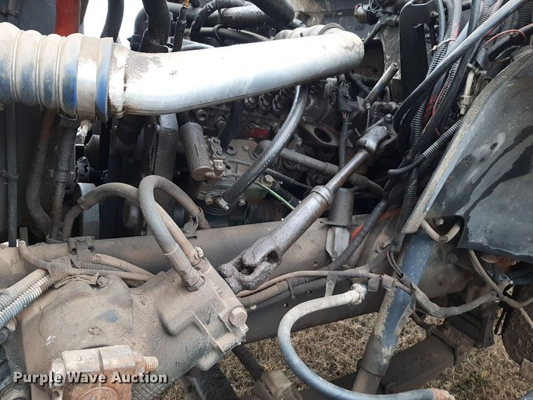 image for item DP2571 1997 Ford F800 flatbed truck