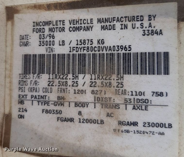 image for item DP2571 1997 Ford F800 flatbed truck