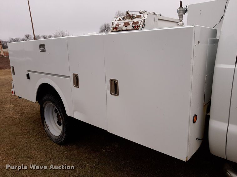 image for item DP2573 2009 Ford  F550 Super Duty XL utility / service truck