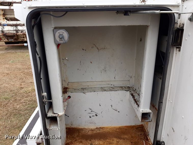 image for item DP2573 2009 Ford  F550 Super Duty XL utility / service truck