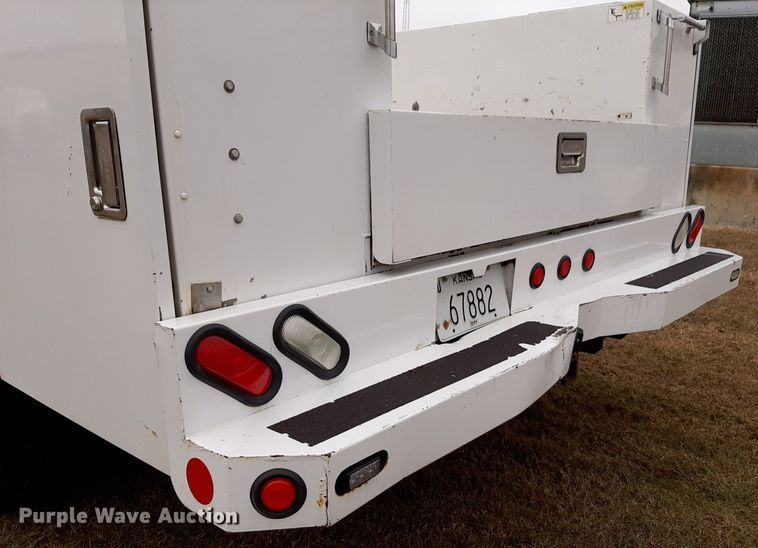 image for item DP2573 2009 Ford  F550 Super Duty XL utility / service truck