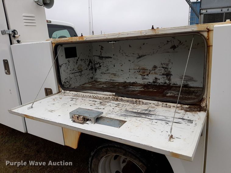 image for item DP2573 2009 Ford  F550 Super Duty XL utility / service truck