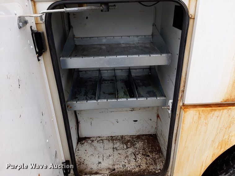 image for item DP2573 2009 Ford  F550 Super Duty XL utility / service truck