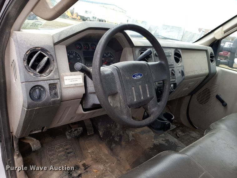 image for item DP2573 2009 Ford  F550 Super Duty XL utility / service truck
