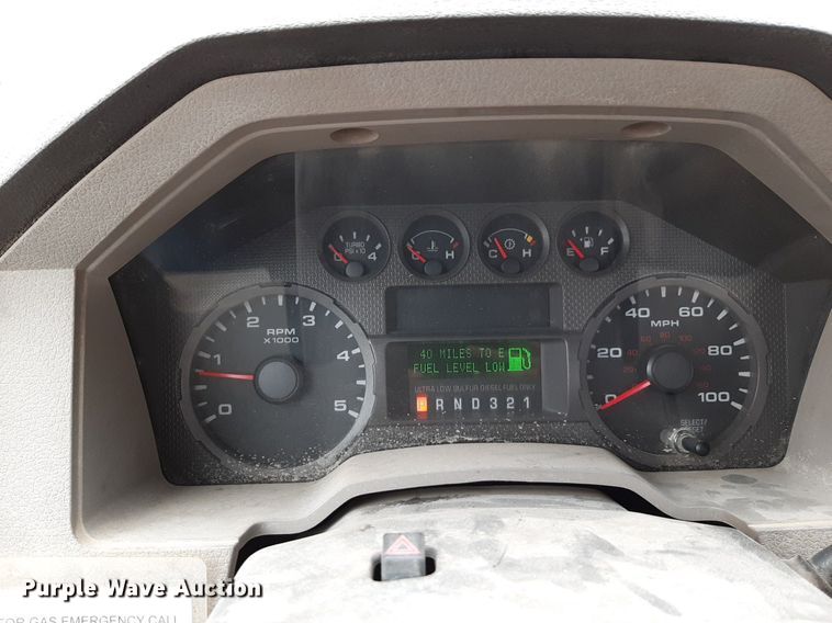 image for item DP2573 2009 Ford  F550 Super Duty XL utility / service truck