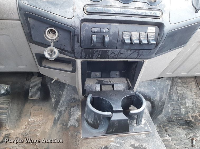 image for item DP2573 2009 Ford  F550 Super Duty XL utility / service truck