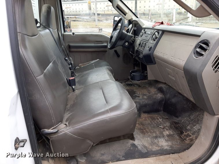 image for item DP2573 2009 Ford  F550 Super Duty XL utility / service truck