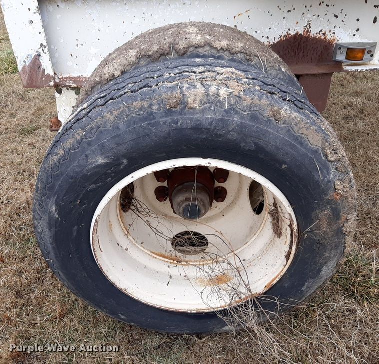 image for item DP2577 1992 JFW PT-1 pole trailer